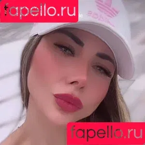 Alice Alves / alicealves / quechaticemariaalice Onlyfans Photo Gallery 