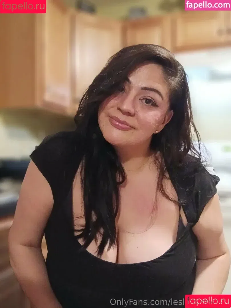 lesliemonet21 / officialleslie_monet Onlyfans Photo Gallery 