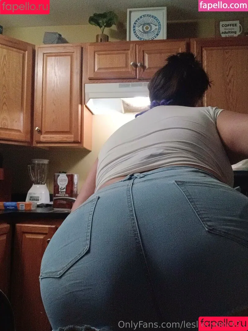 lesliemonet21 / officialleslie_monet Onlyfans Photo Gallery 