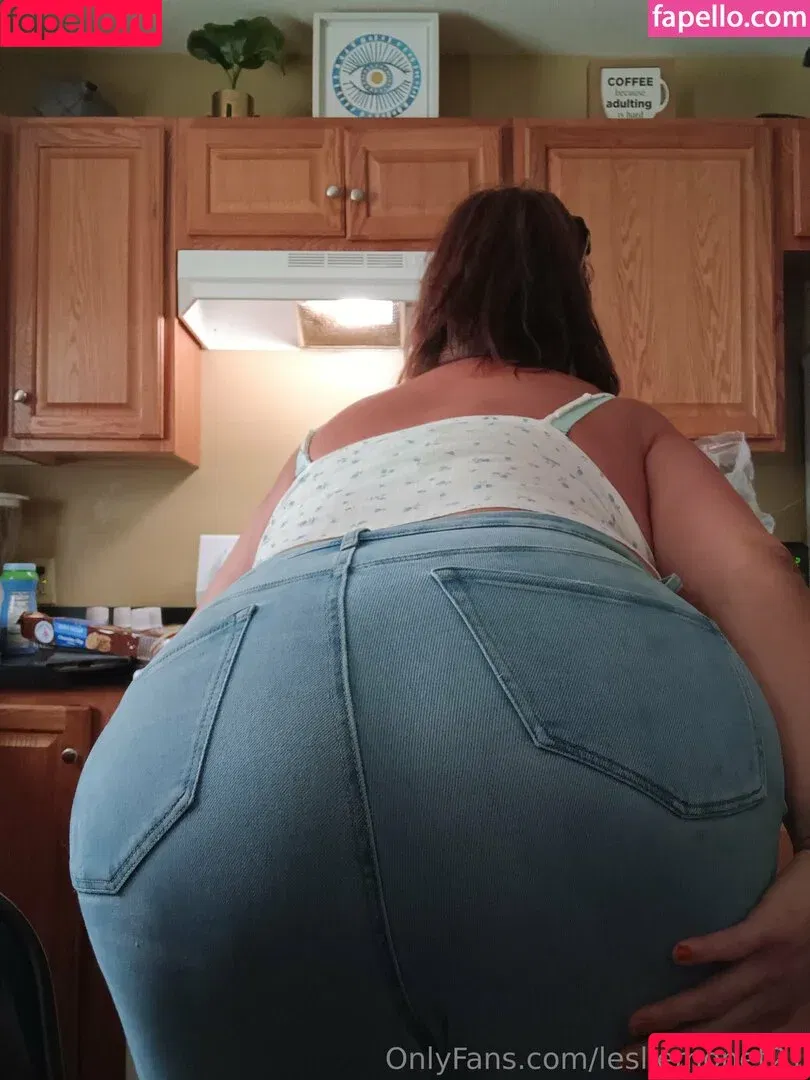 lesliemonet21 / officialleslie_monet Onlyfans Photo Gallery 