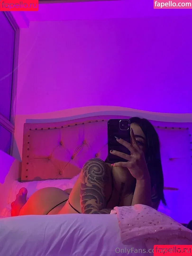 kirimao Onlyfans Photo Gallery 