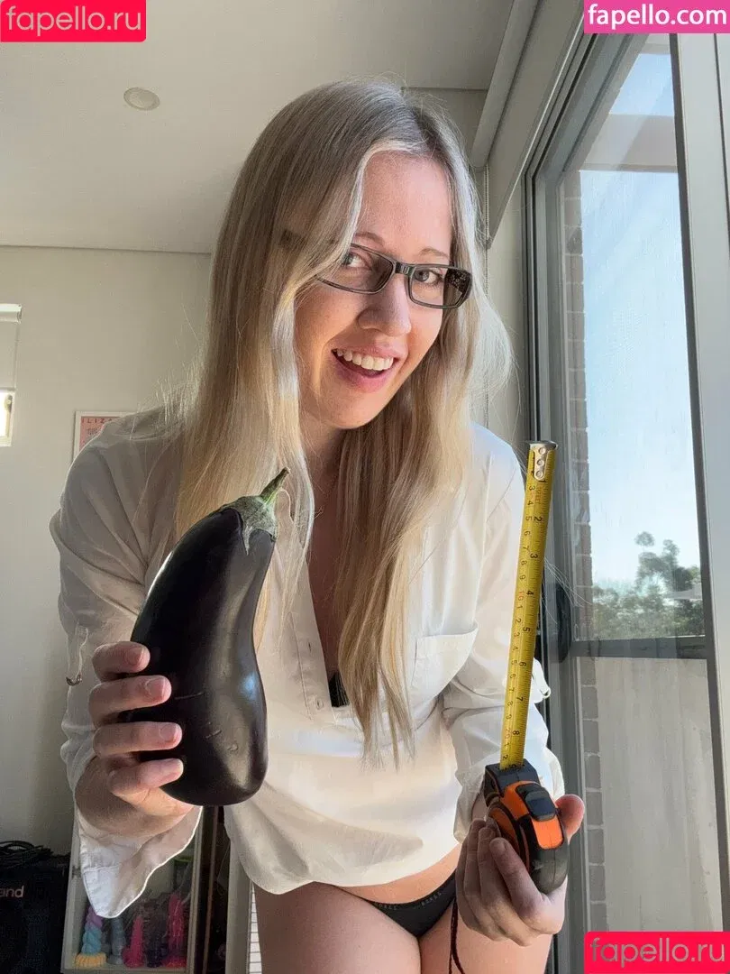 lara6683 Onlyfans Photo Gallery 