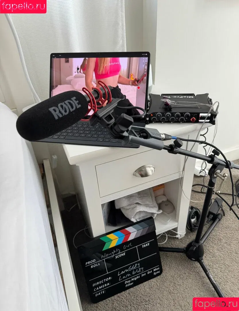 lara6683 Onlyfans Photo Gallery 