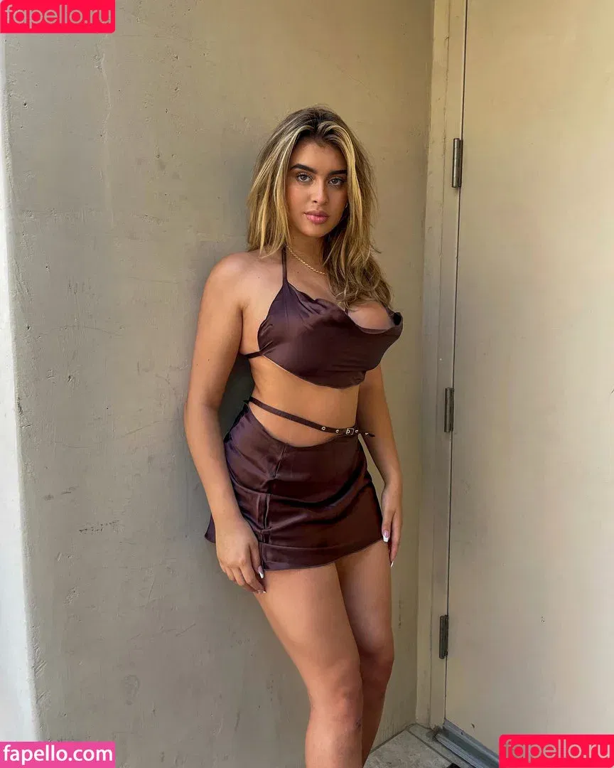 Kalani Hilliker / kalanihilliker Onlyfans Photo Gallery 