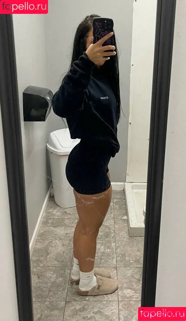 Thalia Mercedes / thalia_osuna32 / thaliamercedess Onlyfans Photo Gallery 