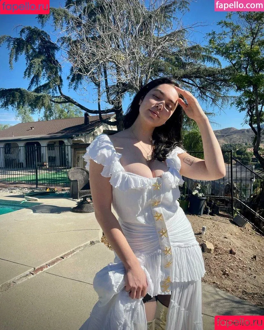 Aulii Cravalho / AuliiCravalho / Auli’i Cravalho Onlyfans Photo Gallery 