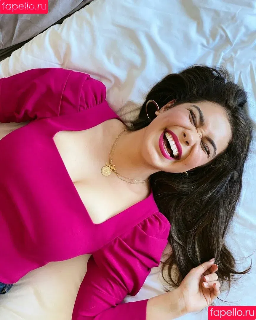Aulii Cravalho / AuliiCravalho / Auli’i Cravalho Onlyfans Photo Gallery 