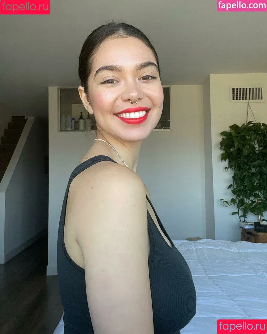 Aulii Cravalho / AuliiCravalho / Auli’i Cravalho Onlyfans Photo Gallery 