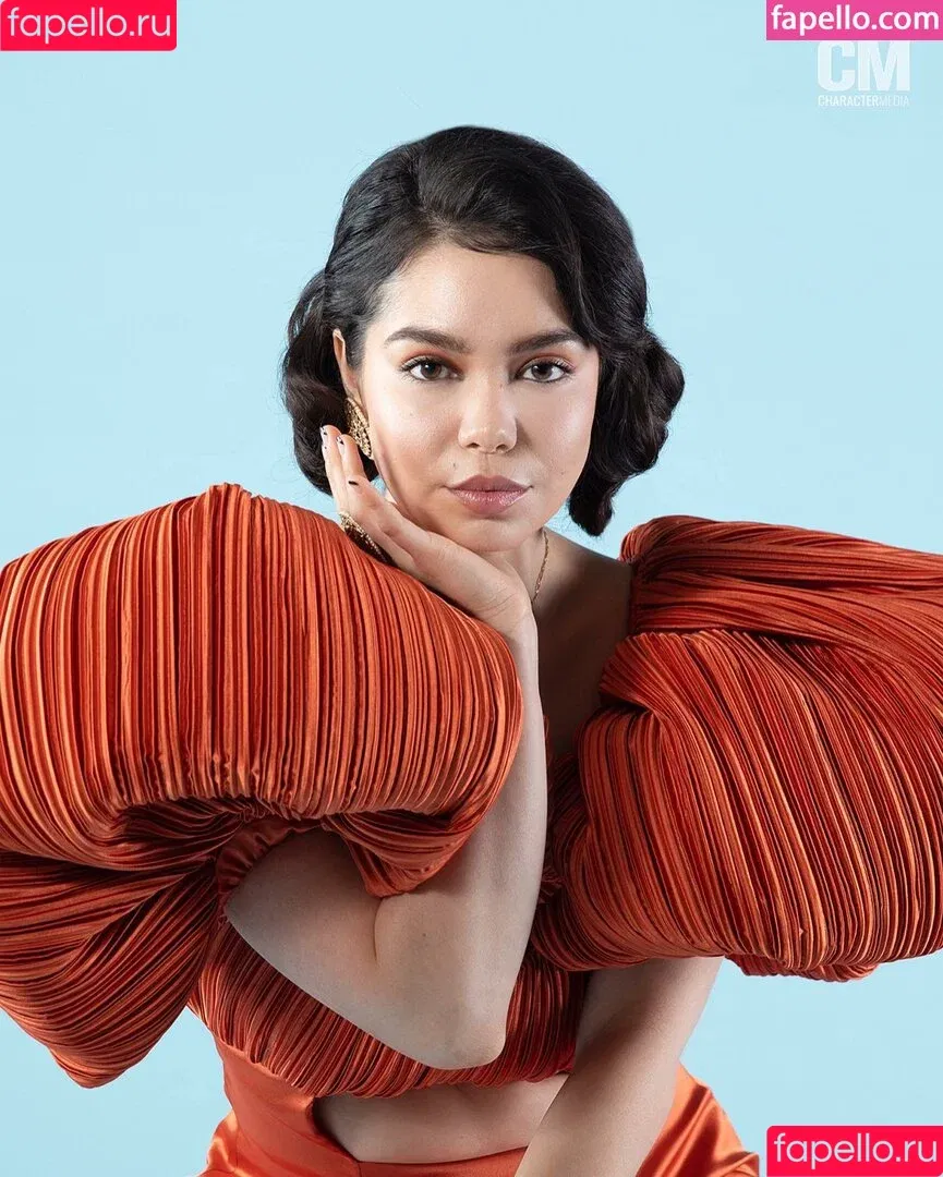 Aulii Cravalho / AuliiCravalho / Auli’i Cravalho Onlyfans Photo Gallery 