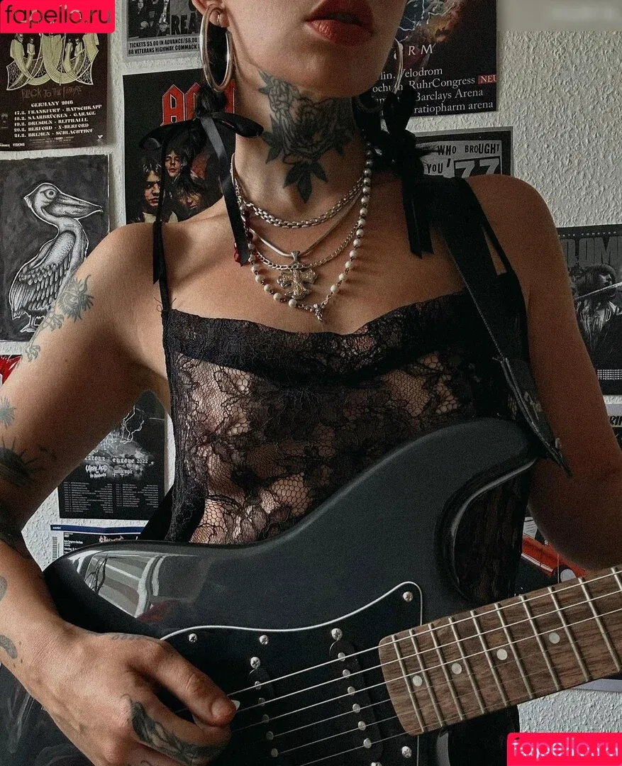 Leonie Jeen / leonie.jeen Onlyfans Photo Gallery 