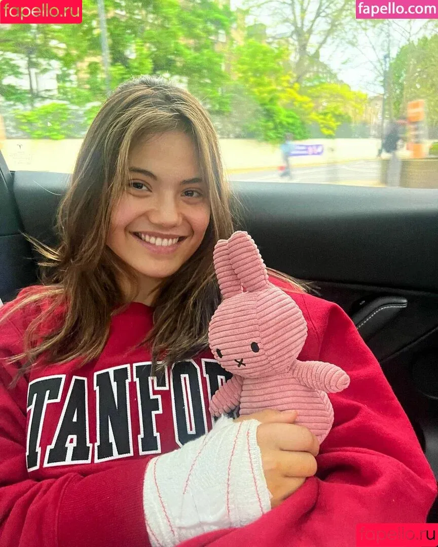 Emma Raducanu / EmmaRaducanu / https: Onlyfans Photo Gallery 