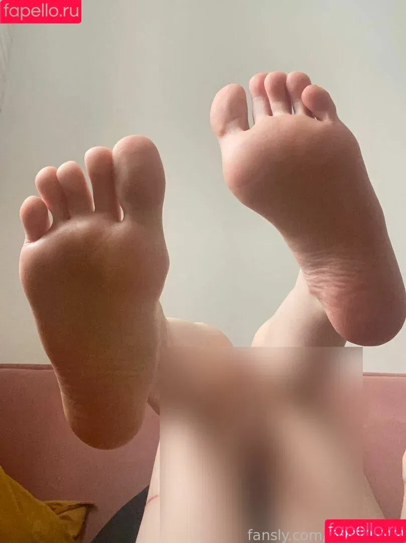 kinkymolly / realdogmolly Onlyfans Photo Gallery 