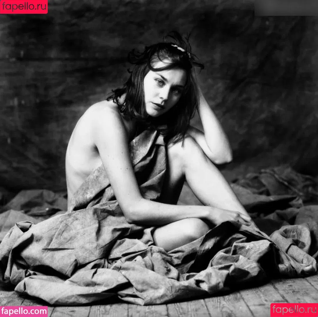 Christiane Paul / c_paul_official / christiane_paul_official Onlyfans Photo Gallery 