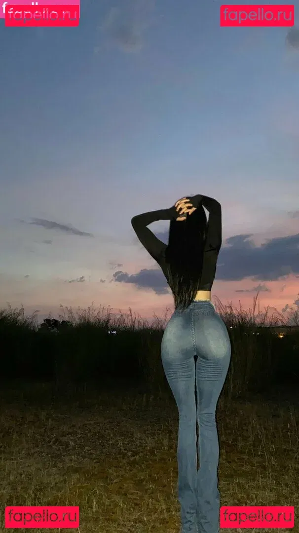 Aoy_Queen Onlyfans Photo Gallery 