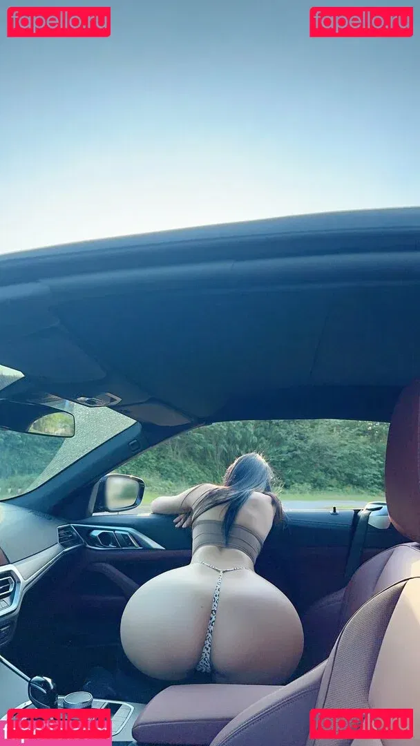 Aoy_Queen Onlyfans Photo Gallery 