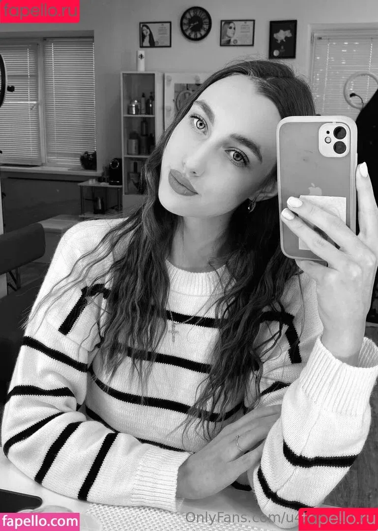 ren_18y.o / renfit2014 Onlyfans Photo Gallery 