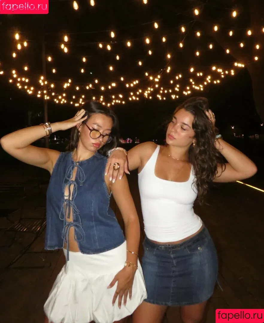 Molly Faye / _mollyfaye / guacamolly.com / mollyfayeporter Onlyfans Photo Gallery 