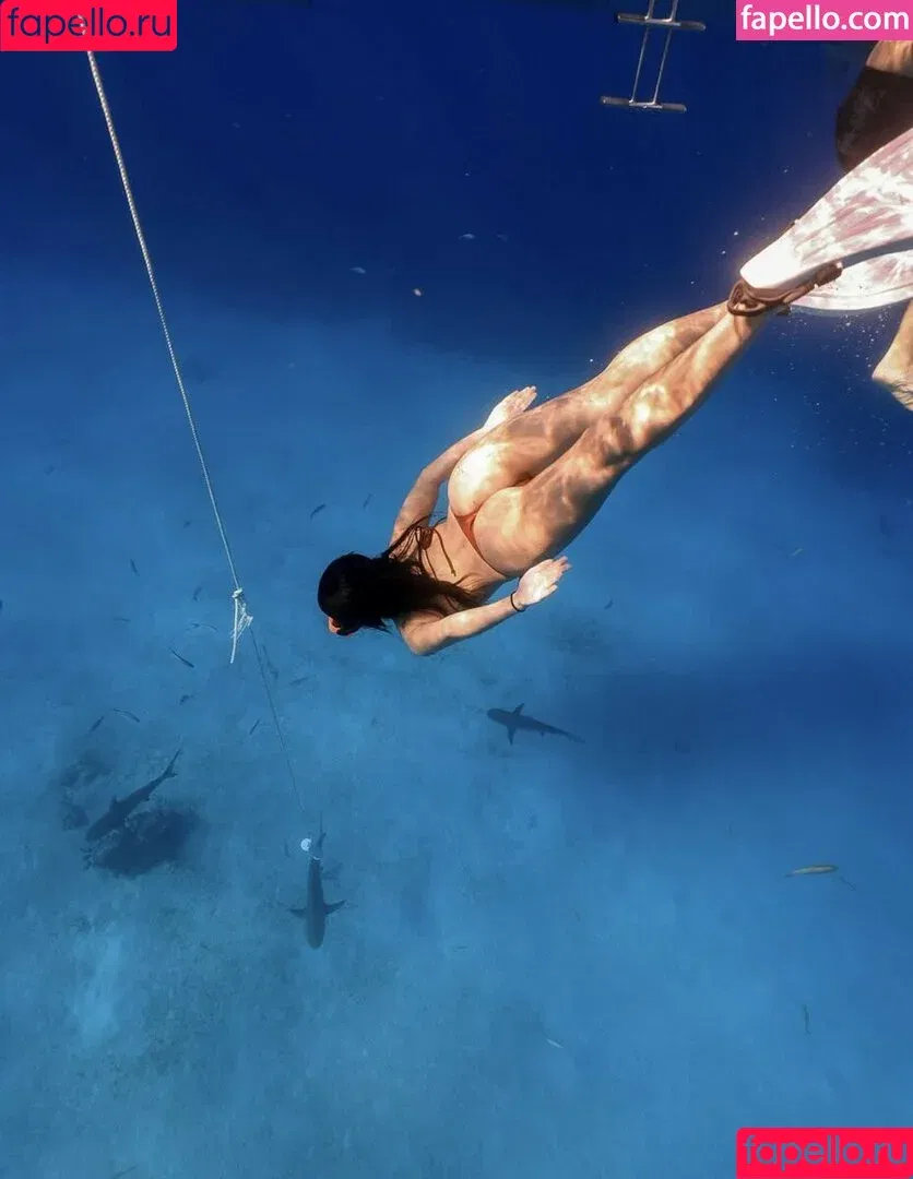 Tara Yummy / taratasty / tarayummyy Onlyfans Photo Gallery 