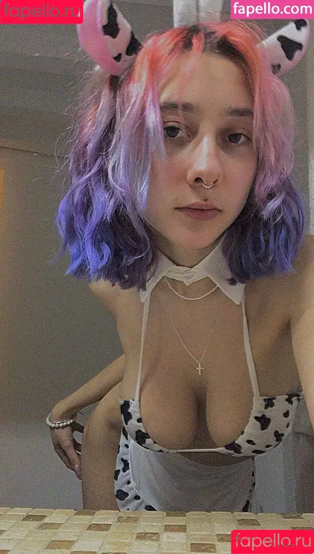 leliloo / lelilou.official Onlyfans Photo Gallery 