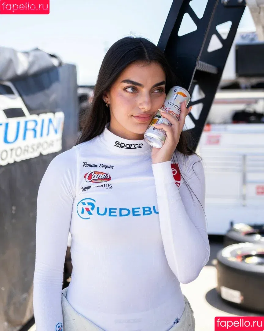 Toni Breidinger / tonibreidinger Onlyfans Photo Gallery 