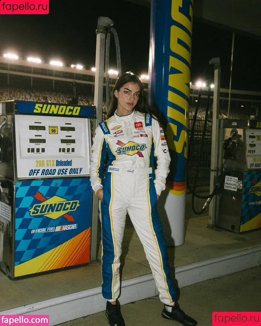 Toni Breidinger / tonibreidinger Onlyfans Photo Gallery 