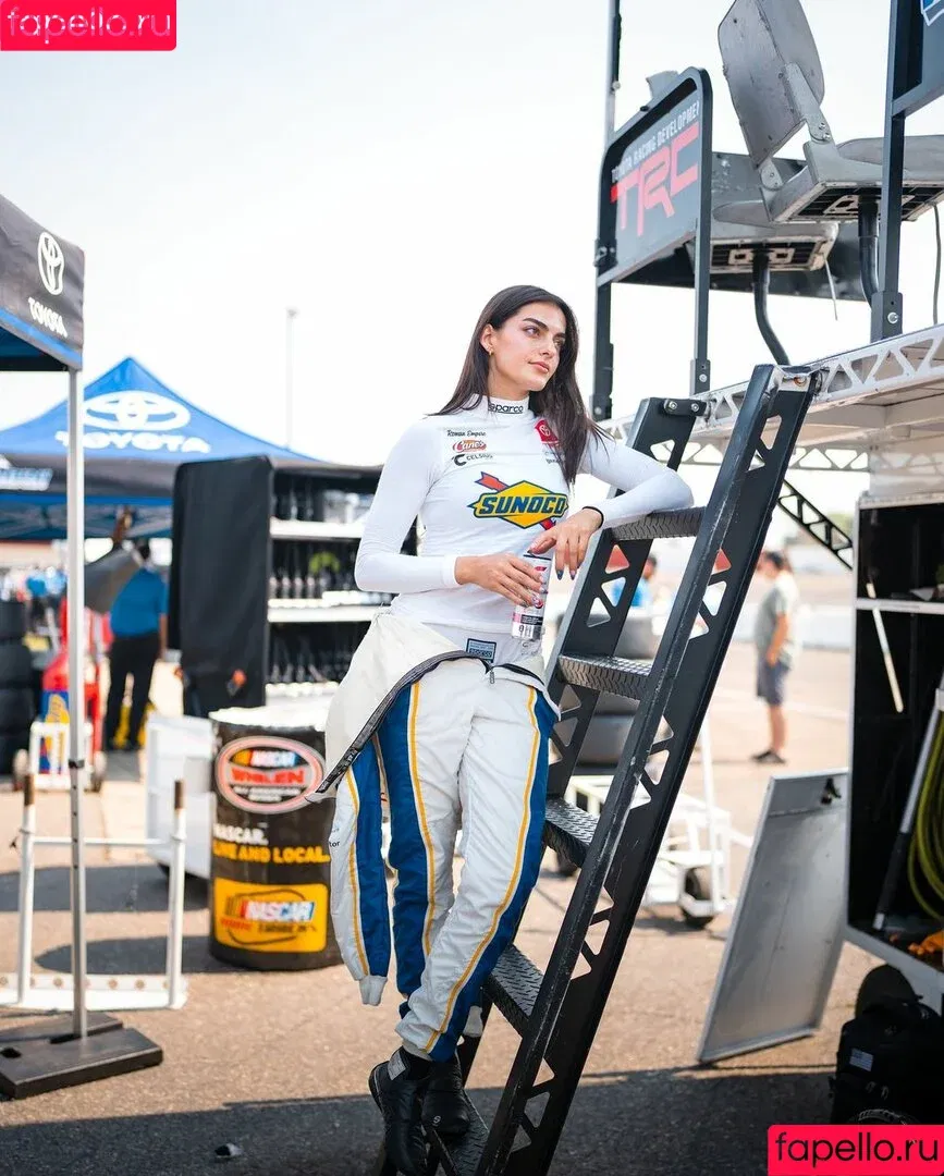 Toni Breidinger / tonibreidinger Onlyfans Photo Gallery 