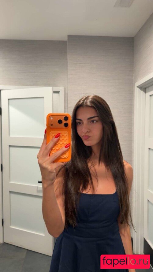 Toni Breidinger Nude Onlyfans Photo 17