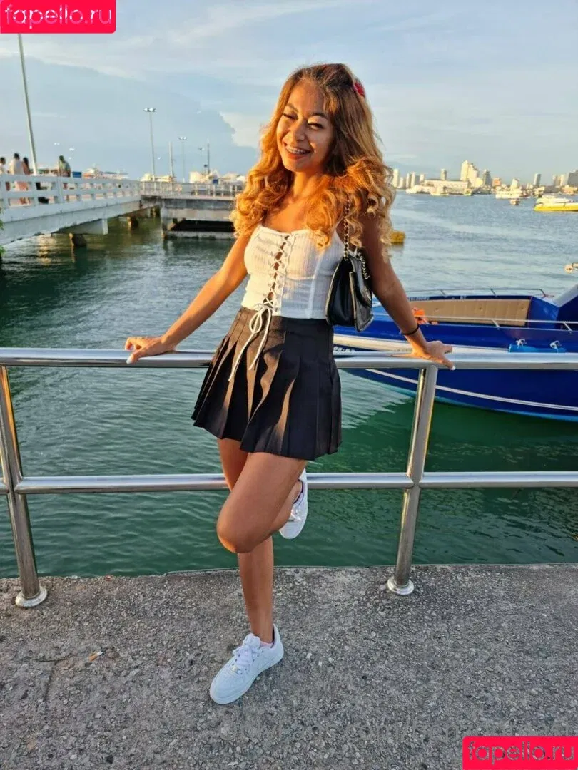 Benz_on_toast / benzontoast / https: Onlyfans Photo Gallery 