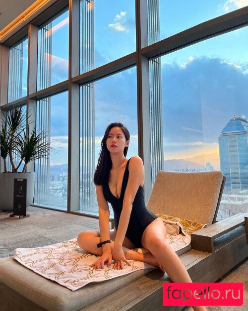 Jennifer Saro Nude Onlyfans Photo 19