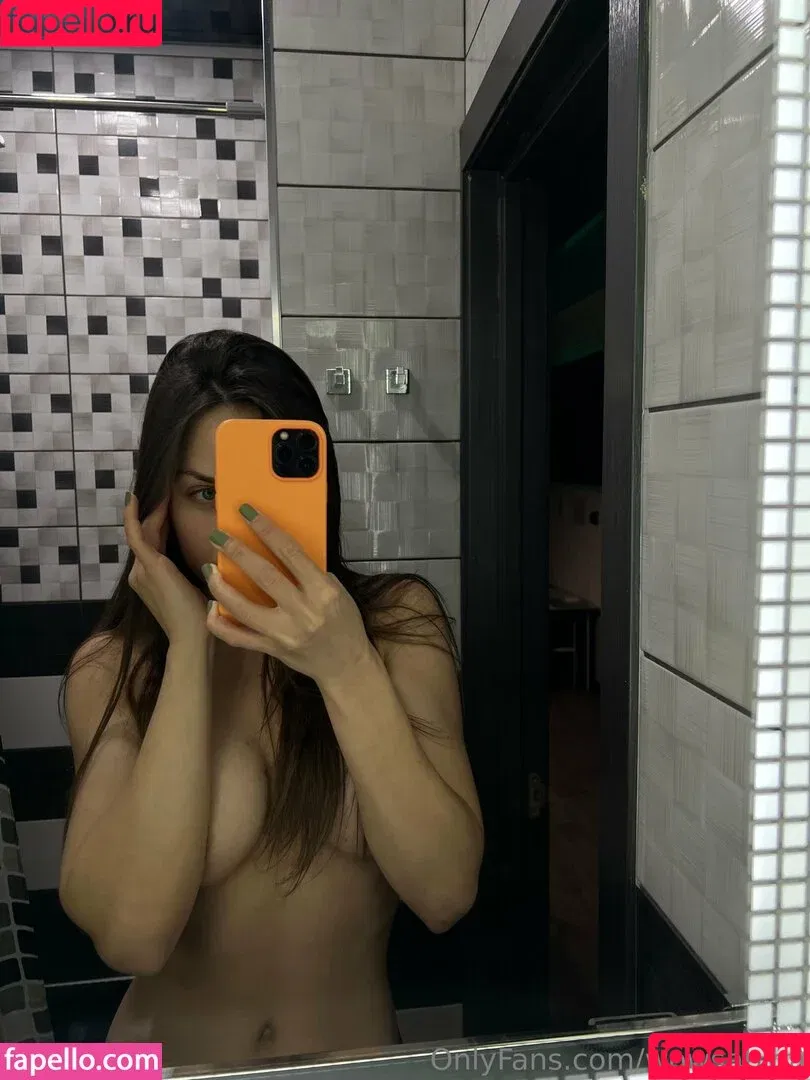 Wowsabina Onlyfans Photo Gallery 