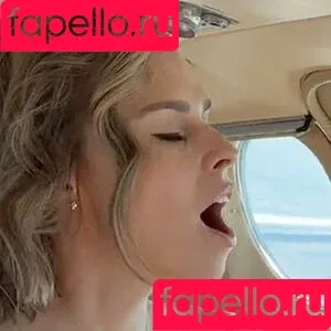 Hotwife / Serenity Cox / serenitycox / serenitycox.official / serenitycoxto Onlyfans Photo Gallery 