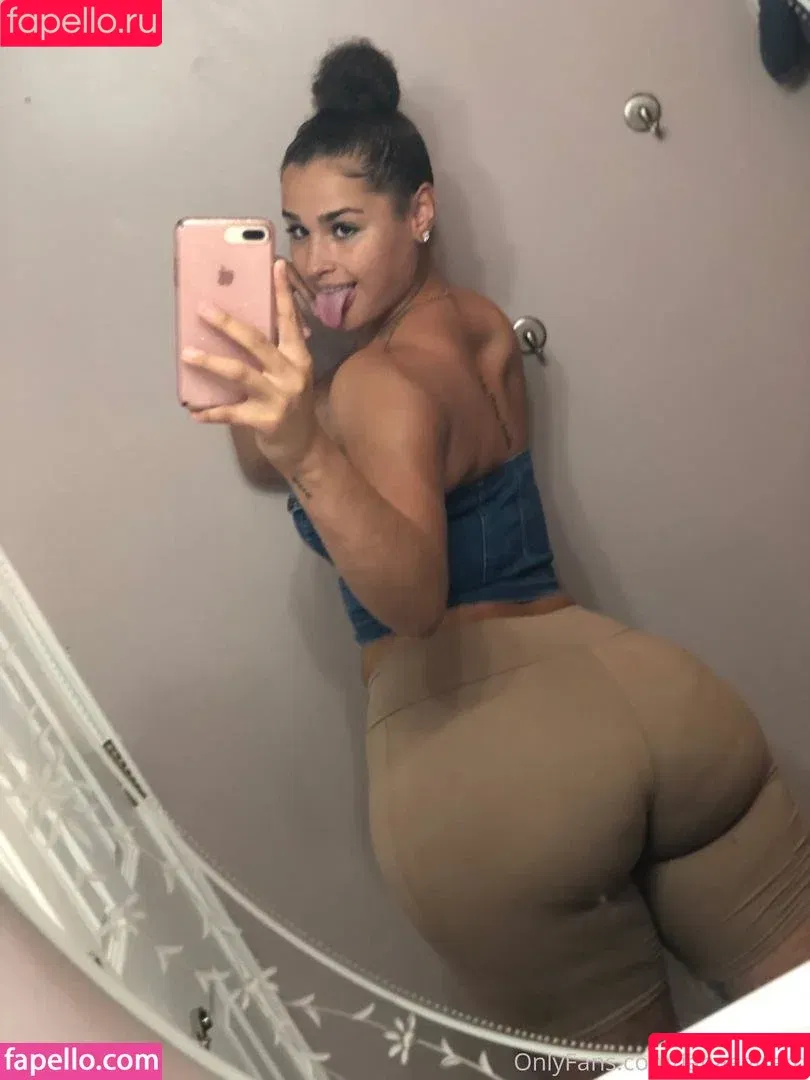 Janaevic / janae girard / janaegirard Onlyfans Photo Gallery 