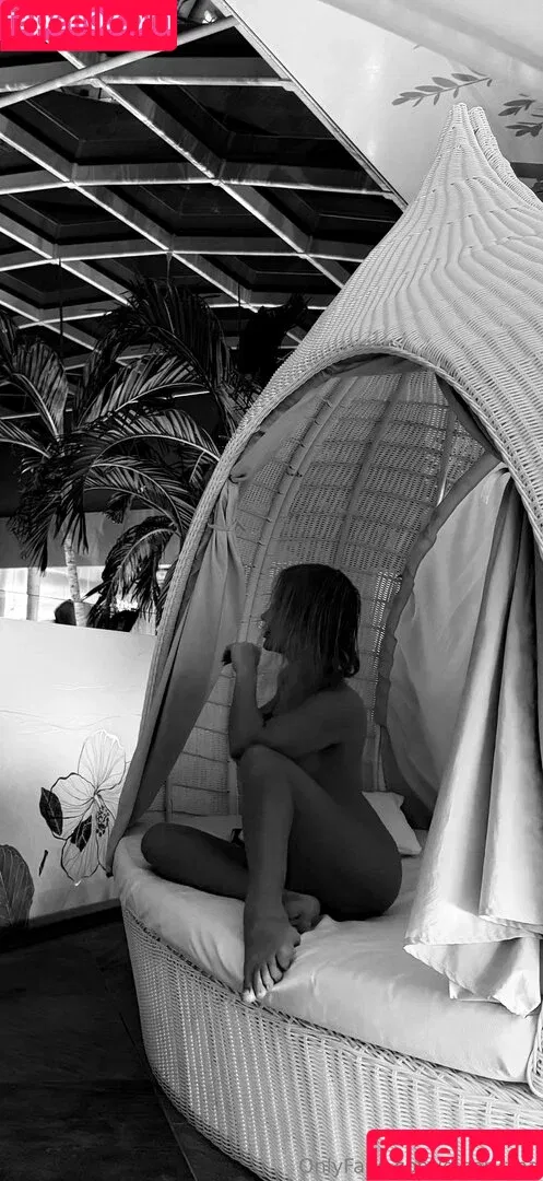 atatteredcanvas / sorianna Onlyfans Photo Gallery 