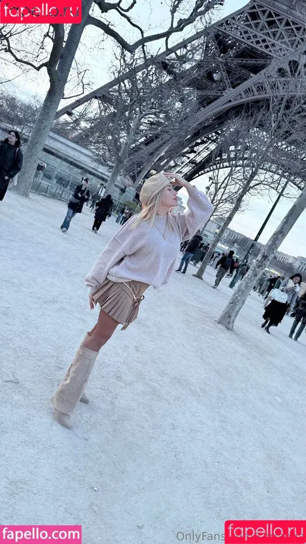 atatteredcanvas / sorianna Onlyfans Photo Gallery 