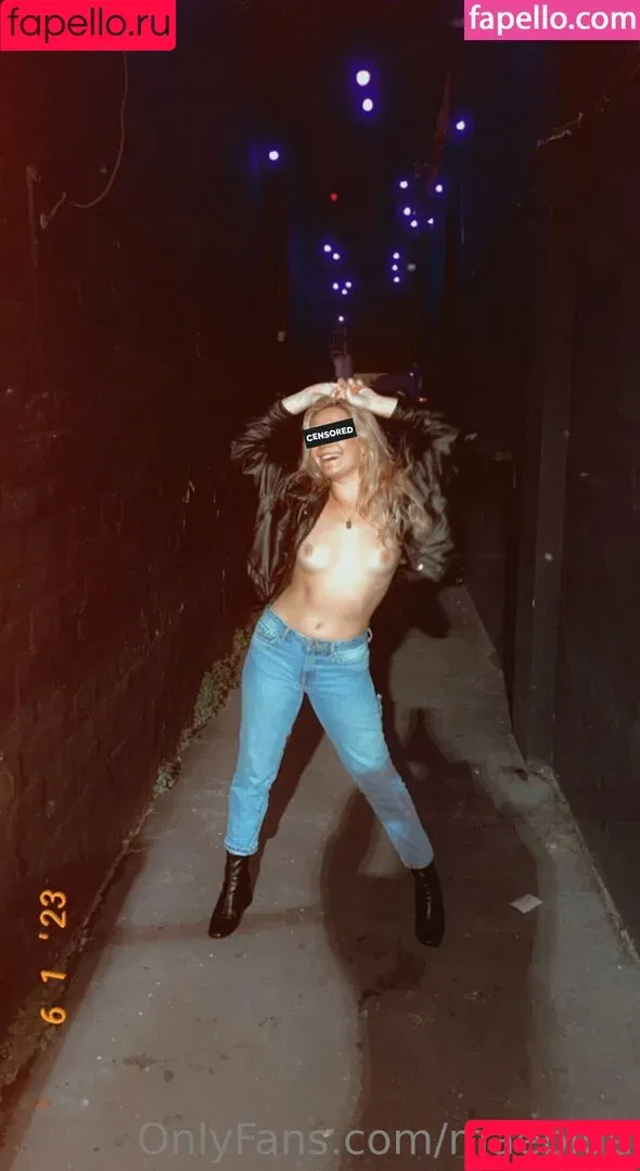 maeblue / maeblue9 Onlyfans Photo Gallery 