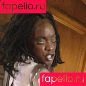 Ana Foxxx / anafoxxx / foxy_scorpio Onlyfans Photo Gallery 