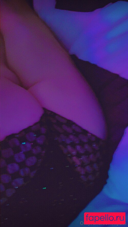 Kyats Nude Onlyfans Photo 38