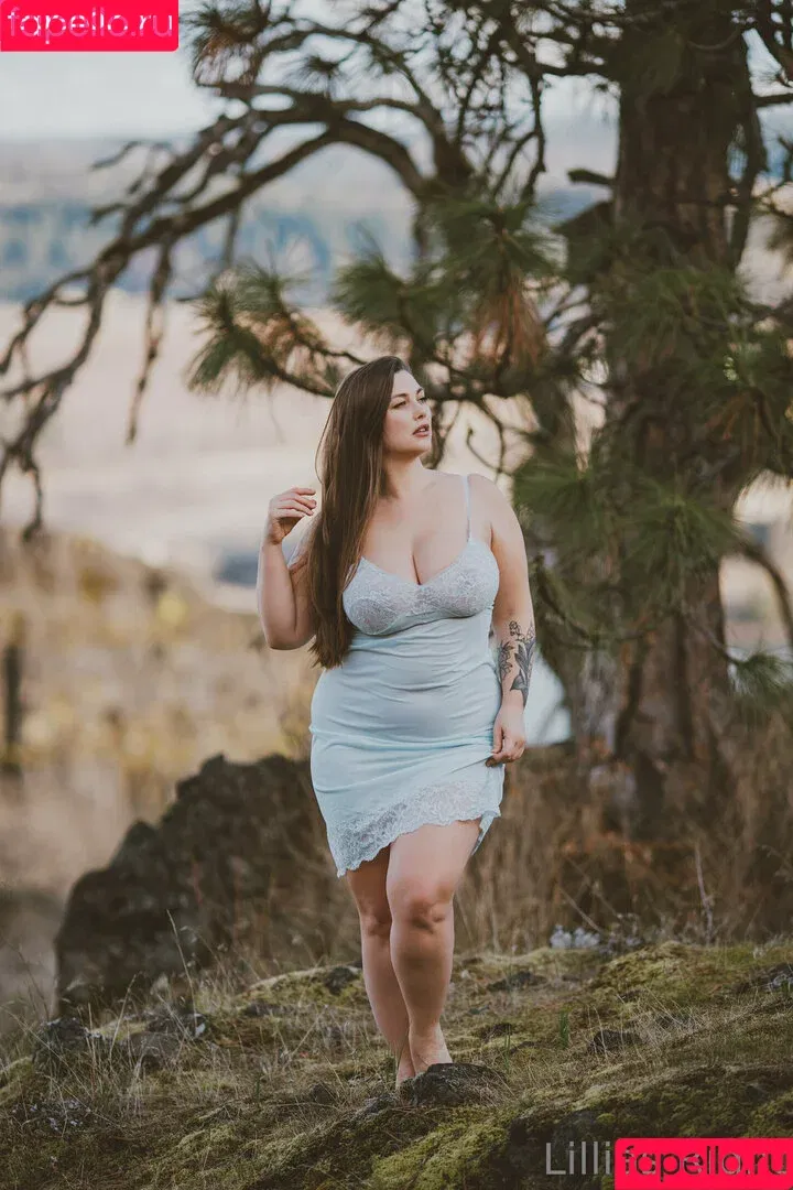 Lillias Right / https: / lillias_right / lilliasright Onlyfans Photo Gallery 