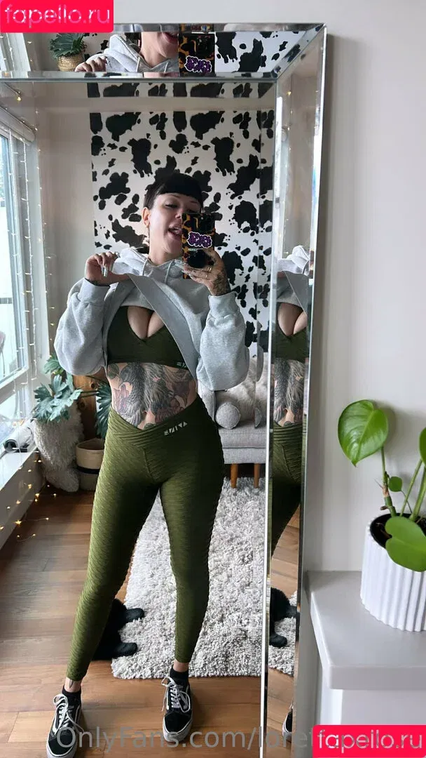 lorettarxse / lorettaxrose Onlyfans Photo Gallery 