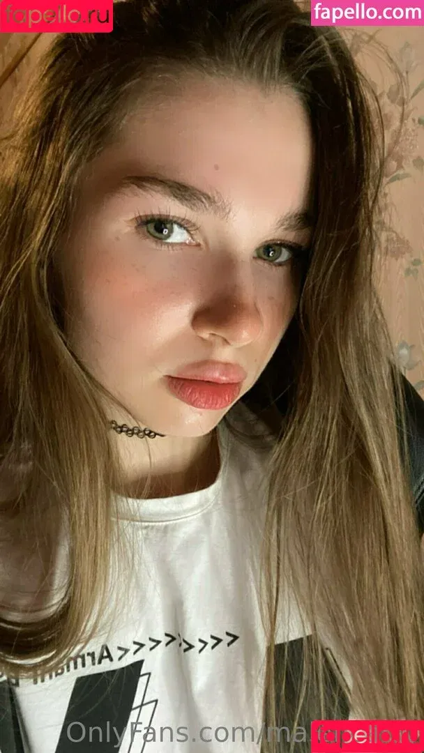 Ellie69bunny / Turbulent_Ad9733 / elliebunny132 Onlyfans Photo Gallery 