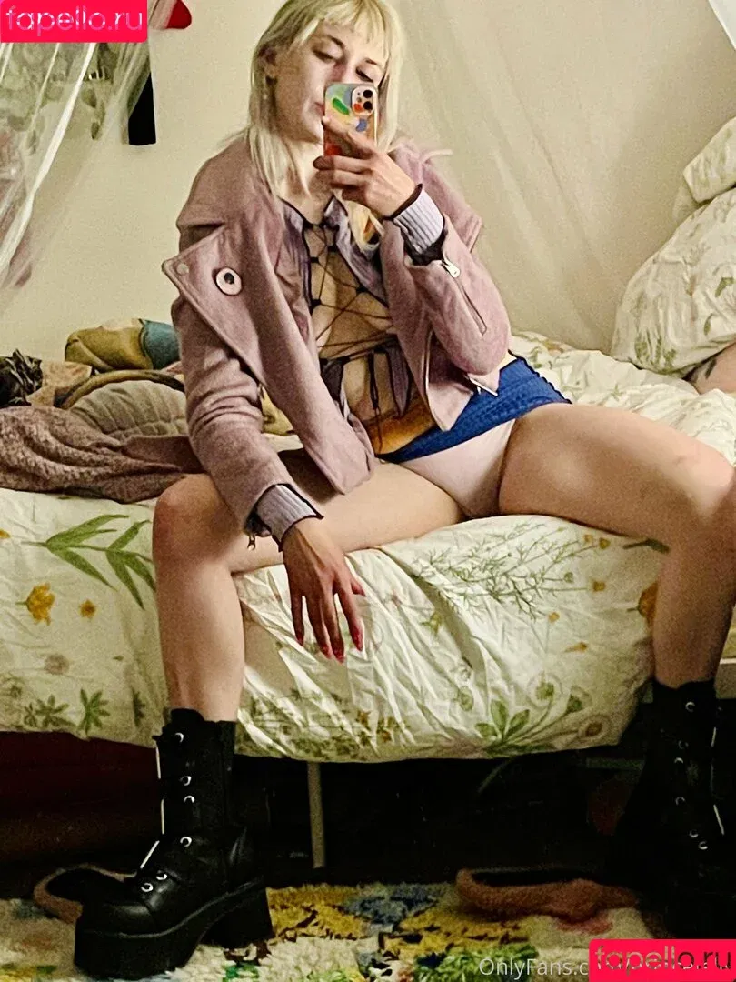 princelygel / princess.gelli_ Onlyfans Photo Gallery 