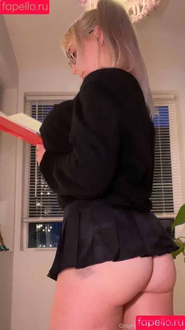 princelygel / princess.gelli_ Onlyfans Photo Gallery 