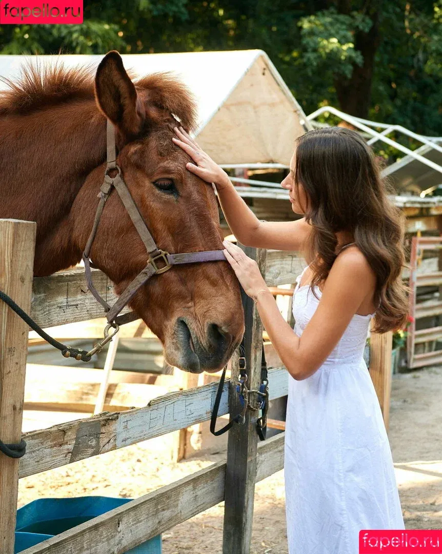 Britmanuela Onlyfans Photo Gallery 