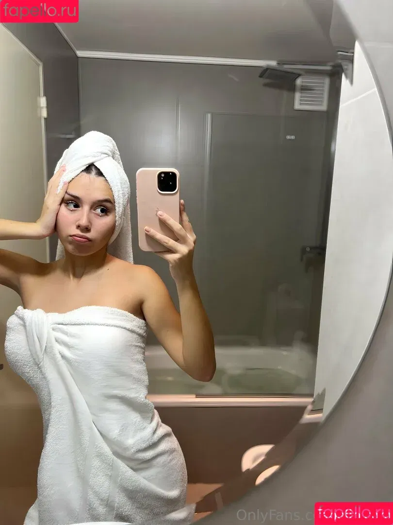 avawwe_ / misava Onlyfans Photo Gallery 