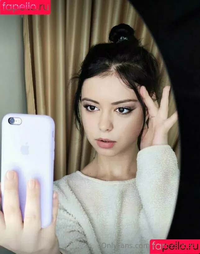 mollylo / mollylo93 Onlyfans Photo Gallery 