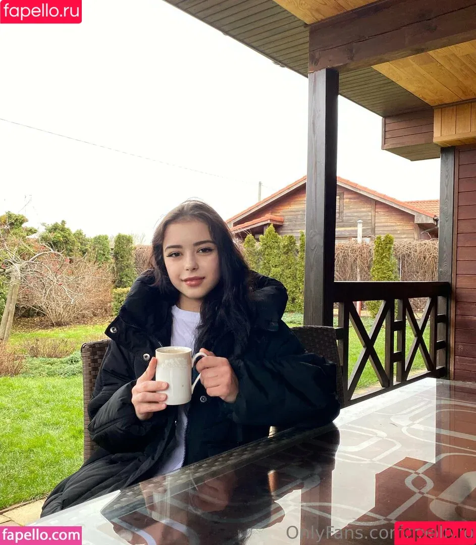 mollylo / mollylo93 Onlyfans Photo Gallery 