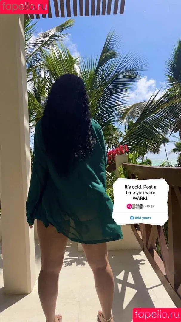 LovelyLesh / lovelyleshfeet Onlyfans Photo Gallery 