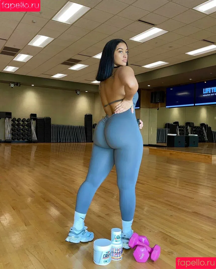 LovelyLesh / lovelyleshfeet Onlyfans Photo Gallery 