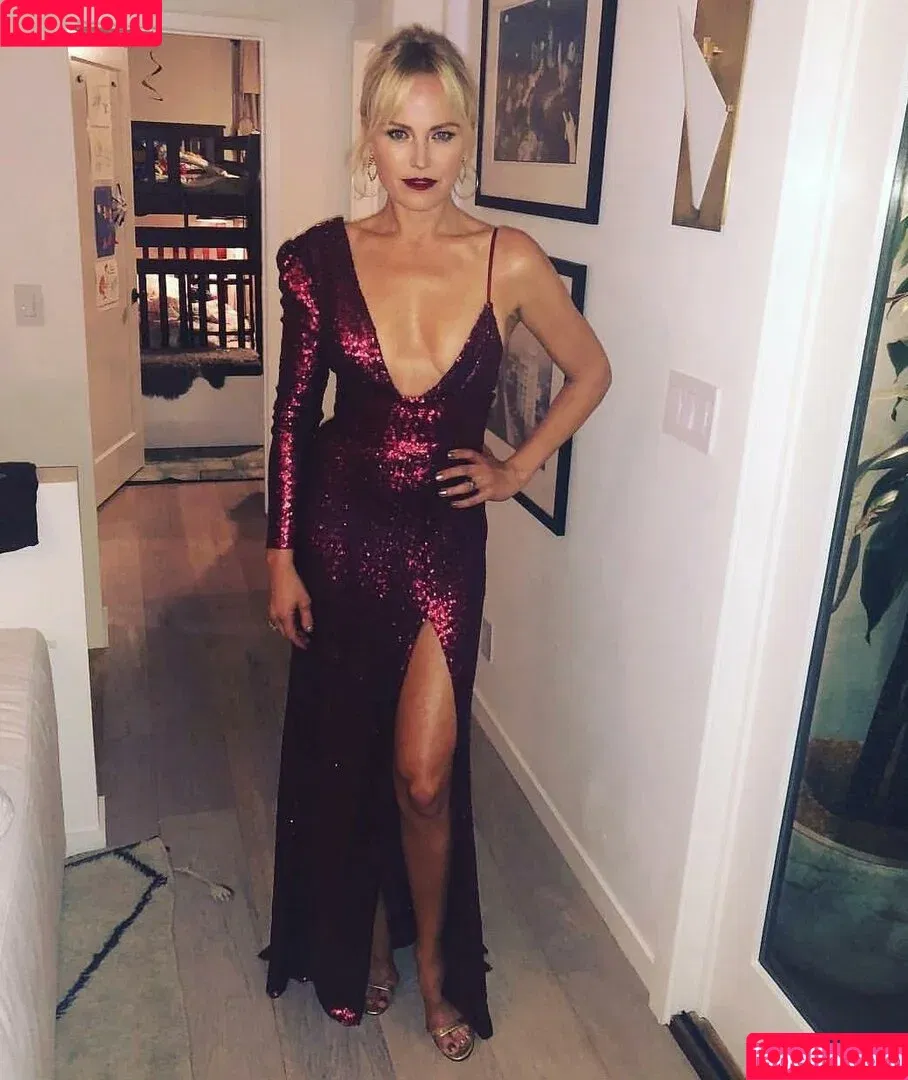 Malin Akerman / malinakerman Onlyfans Photo Gallery 