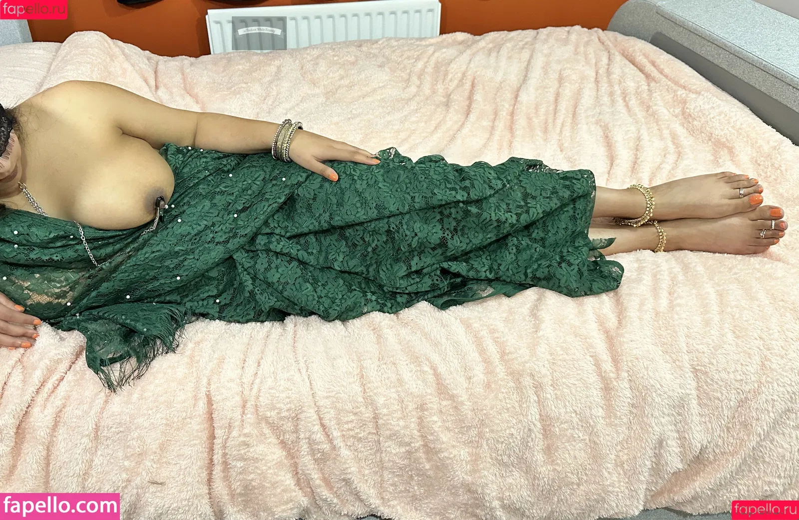 IndianWhiteB / indianwhitebounty Onlyfans Photo Gallery 